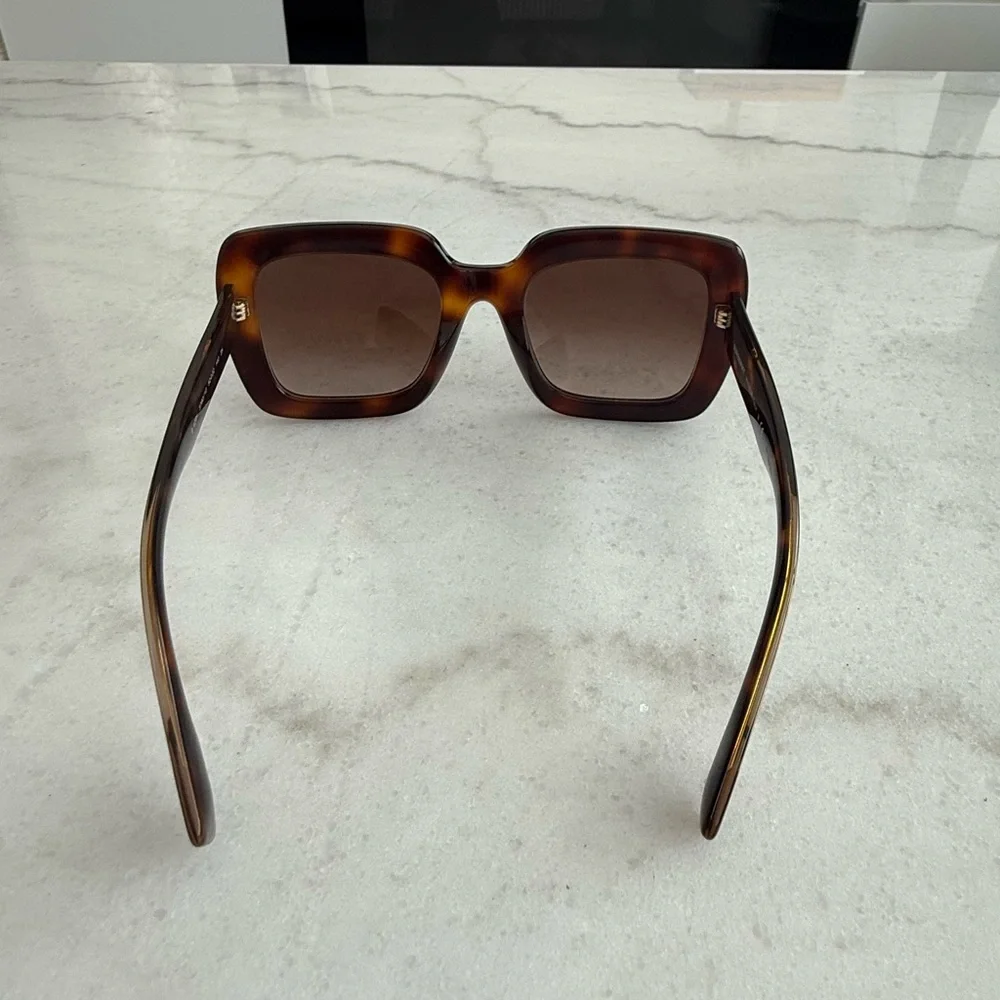 Burberry Brown Tortoiseshell Sunglasses Classic Design - Picture 6 of 7